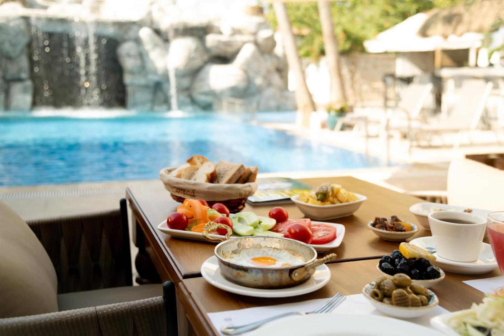 Five Diamonds Hotels Алачати Экстерьер фото